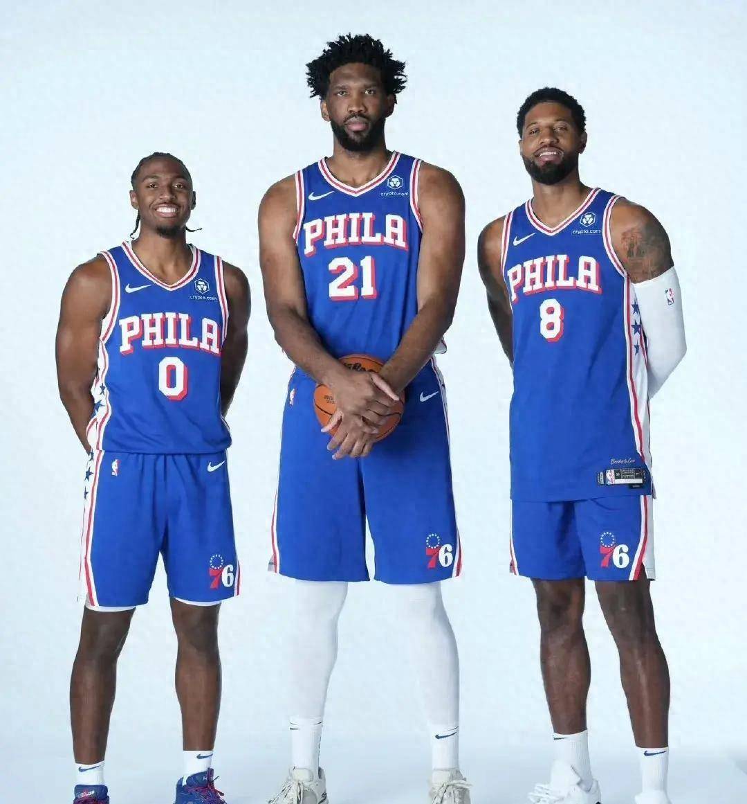 76人完胜灰熊，德罗赞统治全场