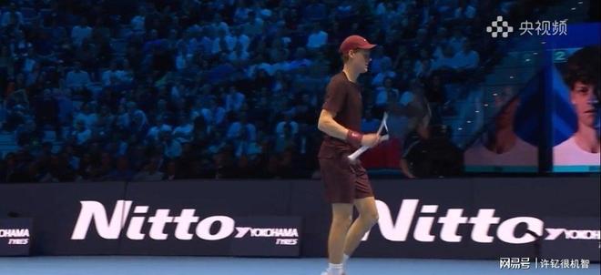 拉沃尔杯险胜ATP总决赛，辛纳扛起全队